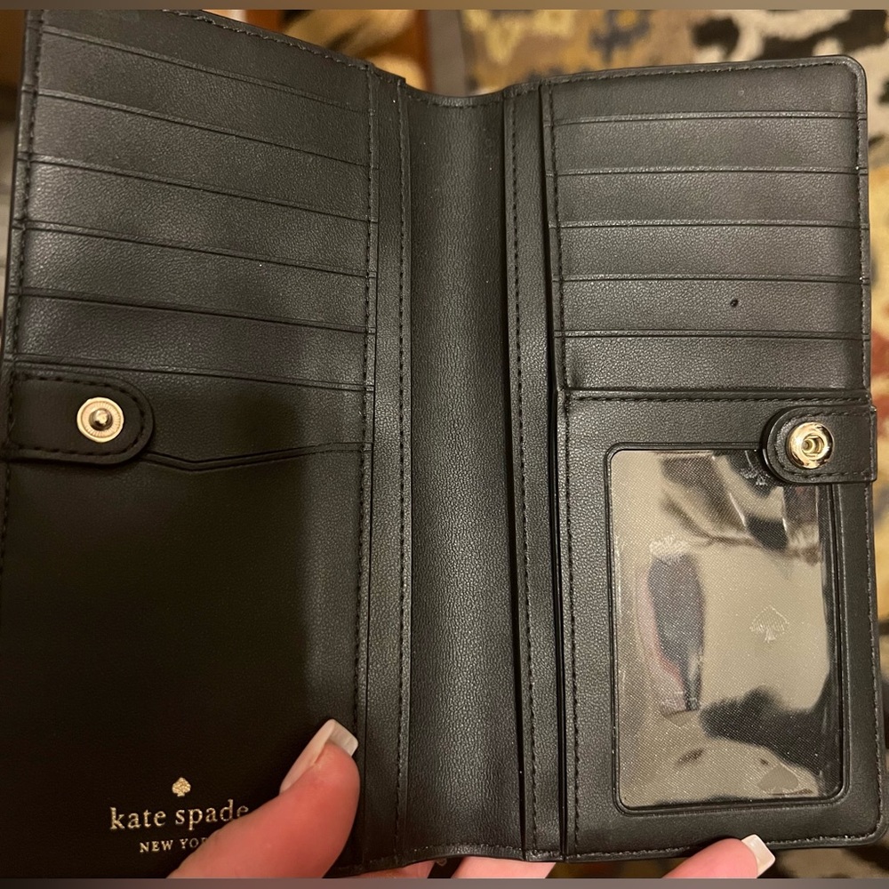 Kate Spade Black and Cream Wallet - Picture 10 of 14